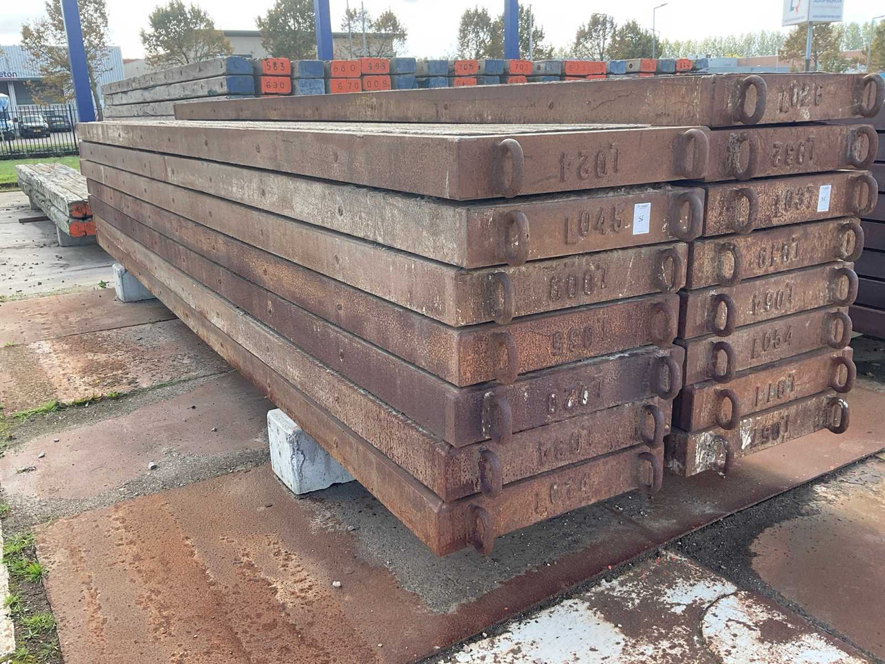 Dragline bulkhead with steel frame (7x) - Construction equipment: picture 2 Dragline bulkhead with steel frame (7x) - Construction equipment: picture 2