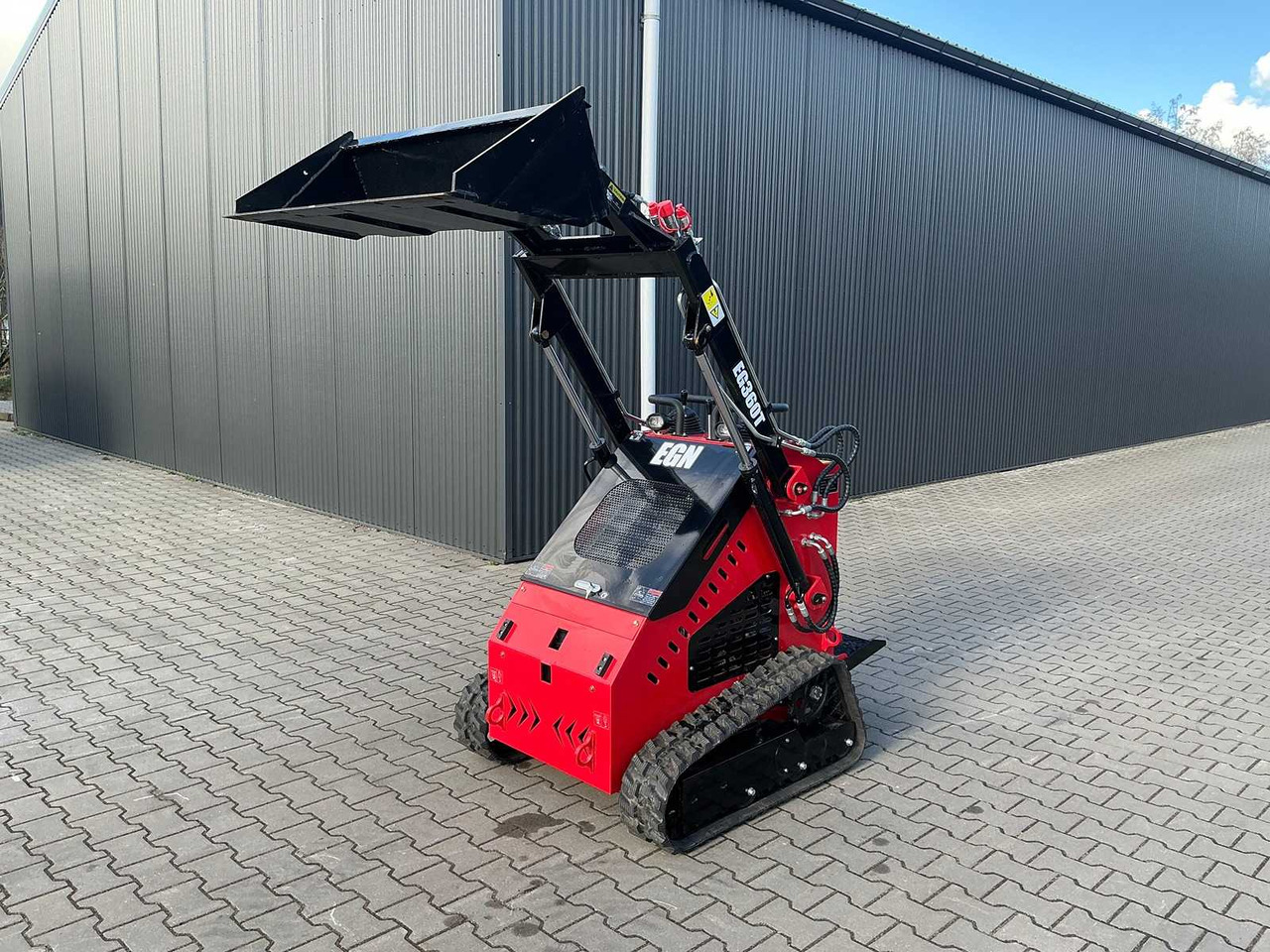 EGN EG360T - Skid steer loader: picture 2 EGN EG360T - Skid steer loader: picture 2
