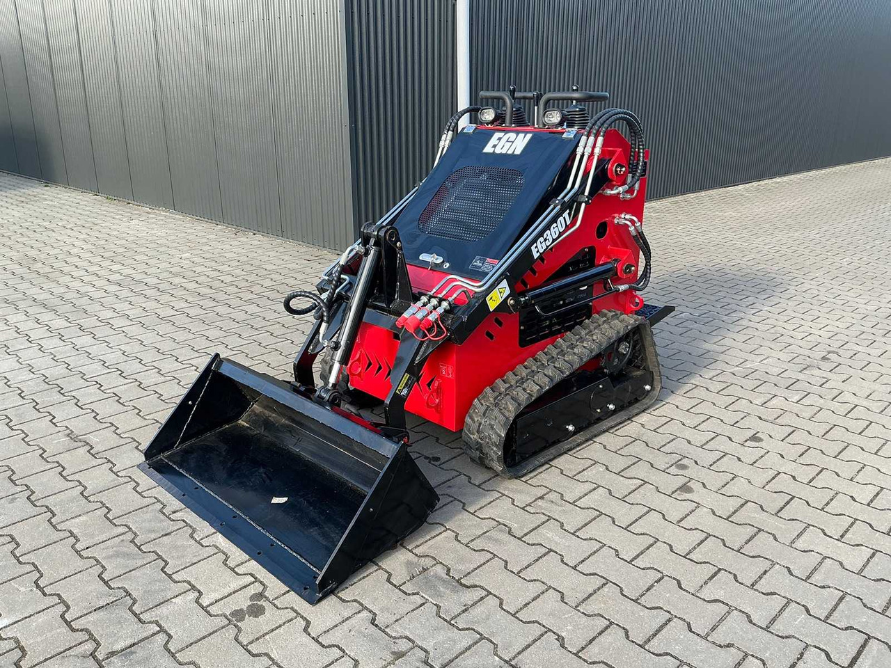 EGN EG360T - Skid steer loader: picture 1 EGN EG360T - Skid steer loader: picture 1