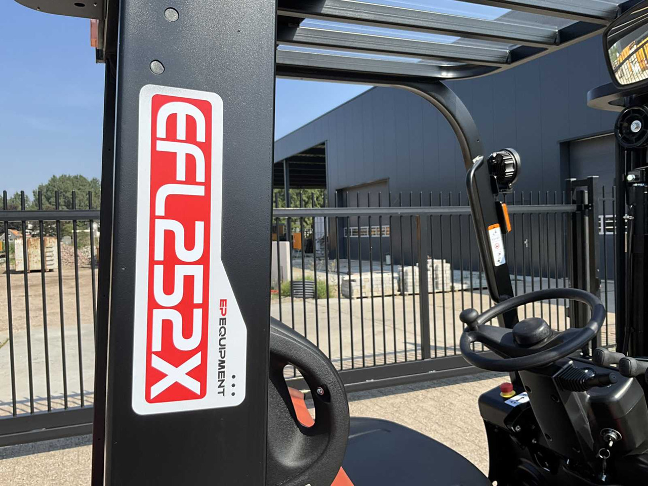 Forklift EP - 2025 - EFL 252 XS - FORKLIFT TRUCK: picture 17