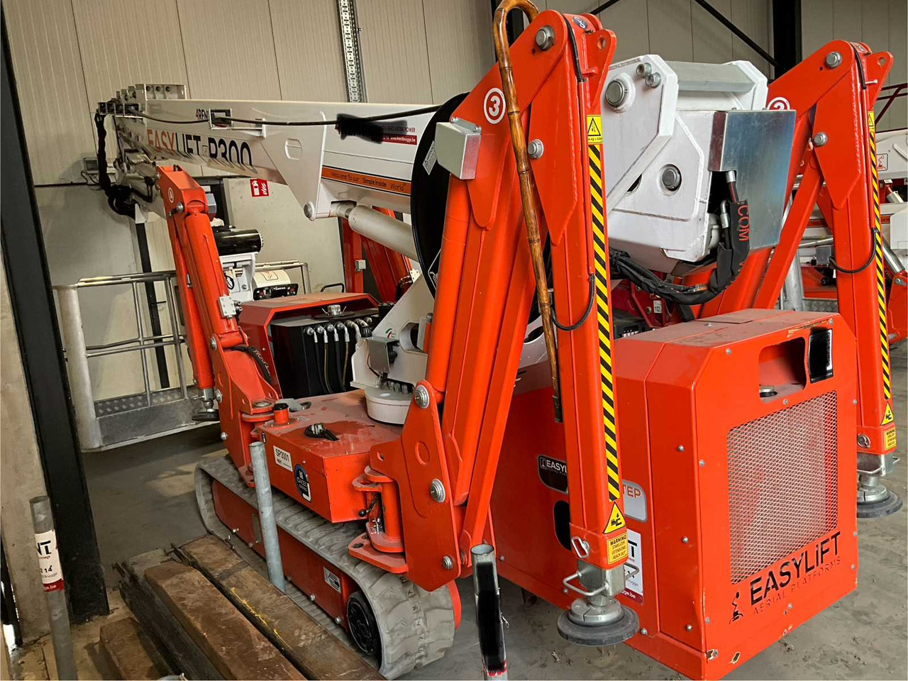 Easylift R300 - Aerial platform: picture 5 Easylift R300 - Aerial platform: picture 5
