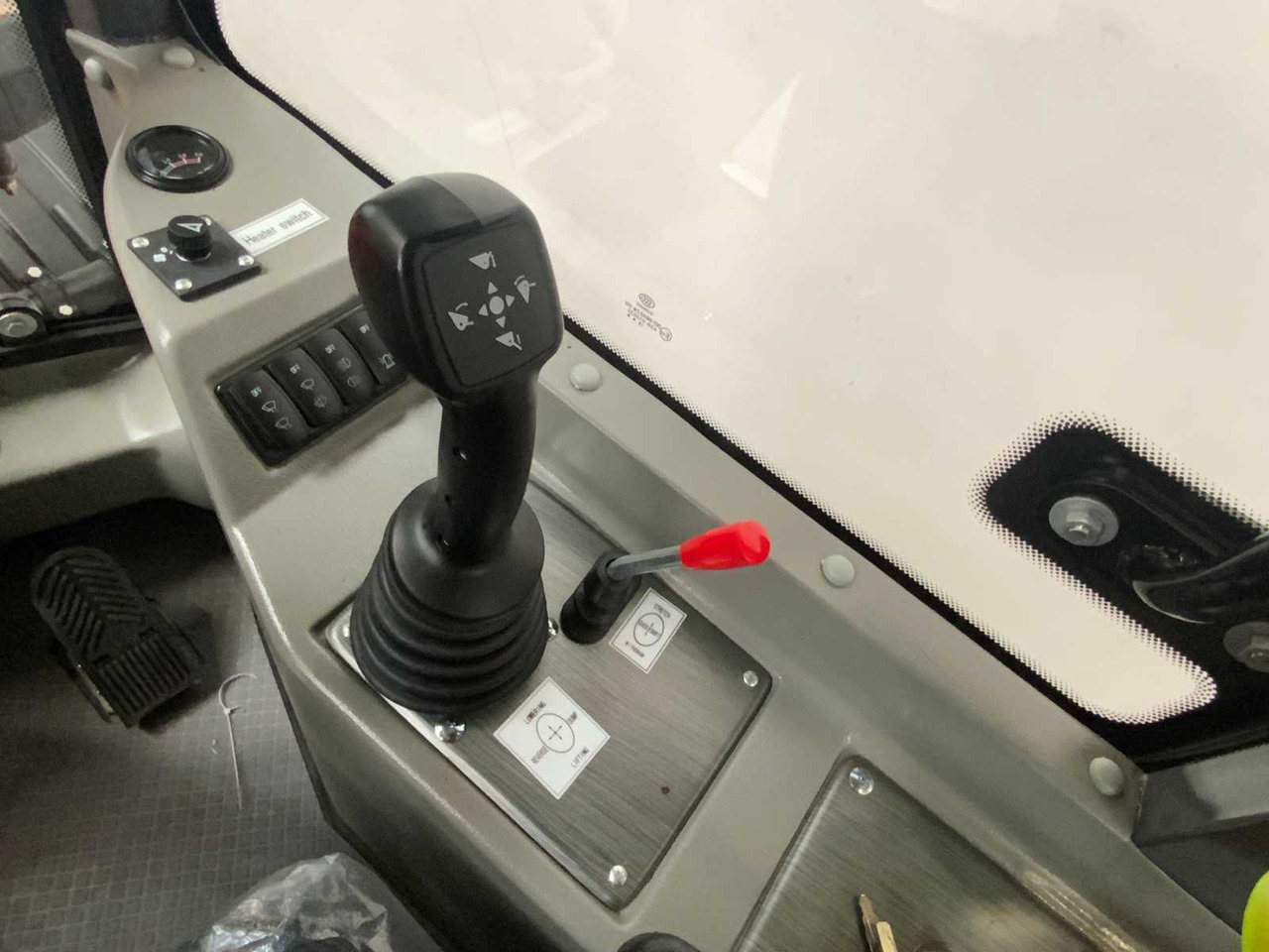 Wheel loader Everun ER08: picture 24 Wheel loader Everun ER08: picture 24