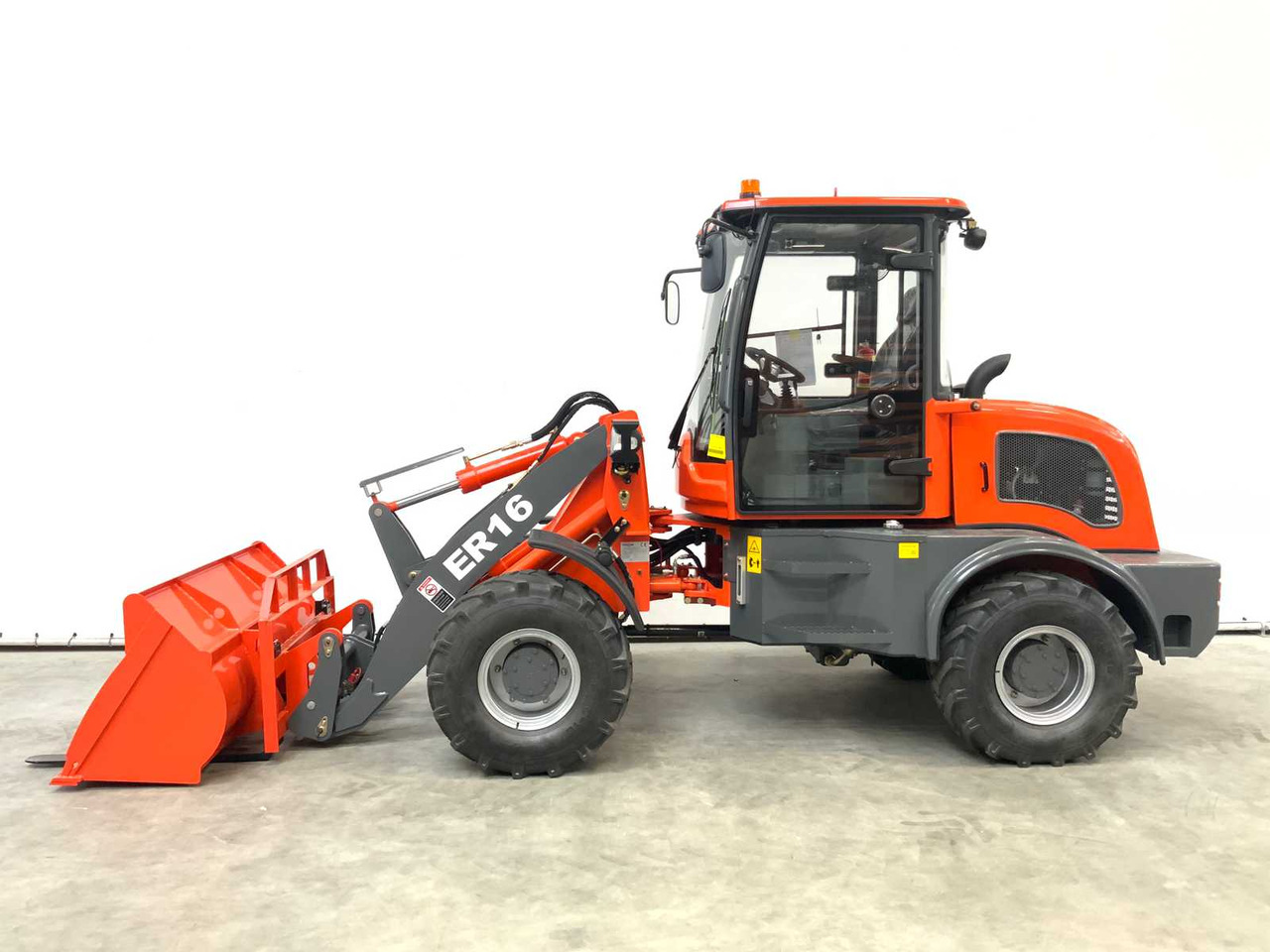 Everun ER16 - Wheel loader: picture 2 Everun ER16 - Wheel loader: picture 2