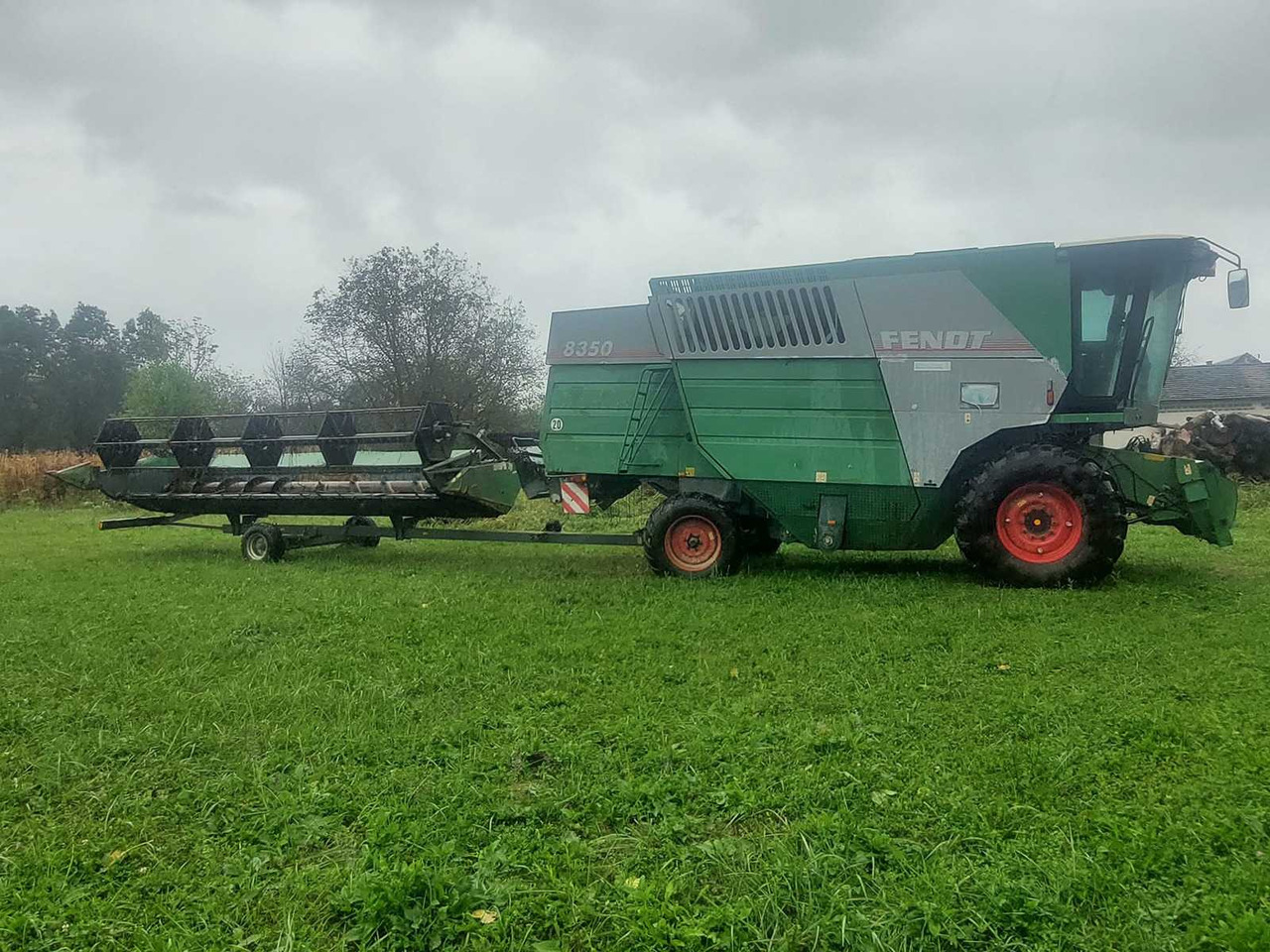 FENDT 8350 - Combine harvester: picture 1 FENDT 8350 - Combine harvester: picture 1