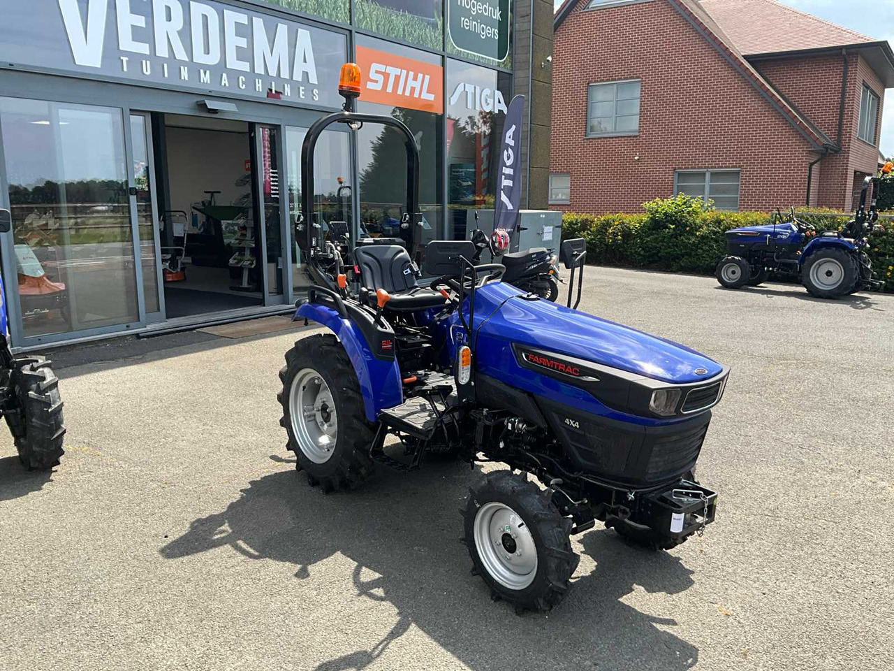 Farmtrac 20 - Compact tractor: picture 5 Farmtrac 20 - Compact tractor: picture 5