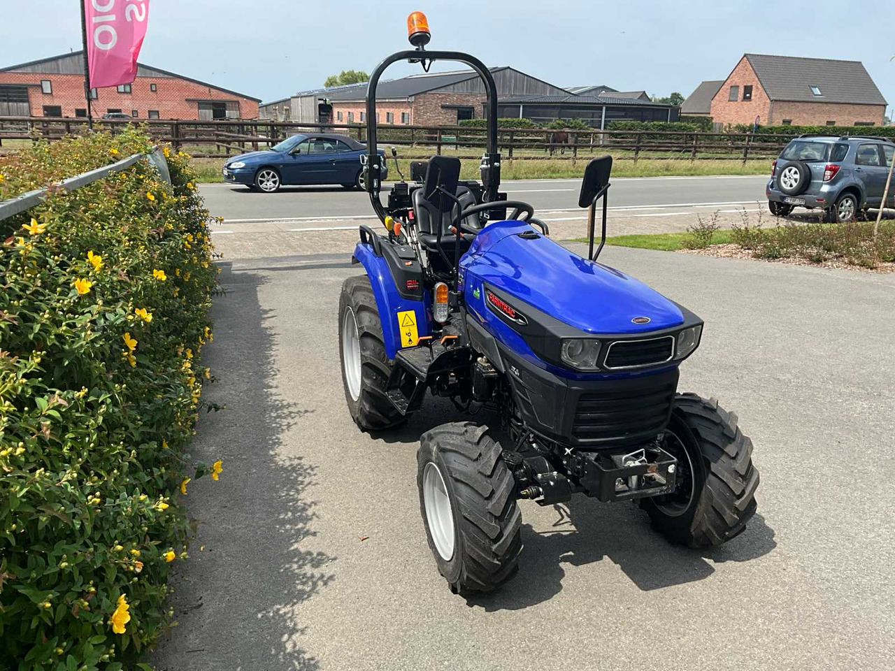 Farmtrac 26H - Compact tractor: picture 4 Farmtrac 26H - Compact tractor: picture 4