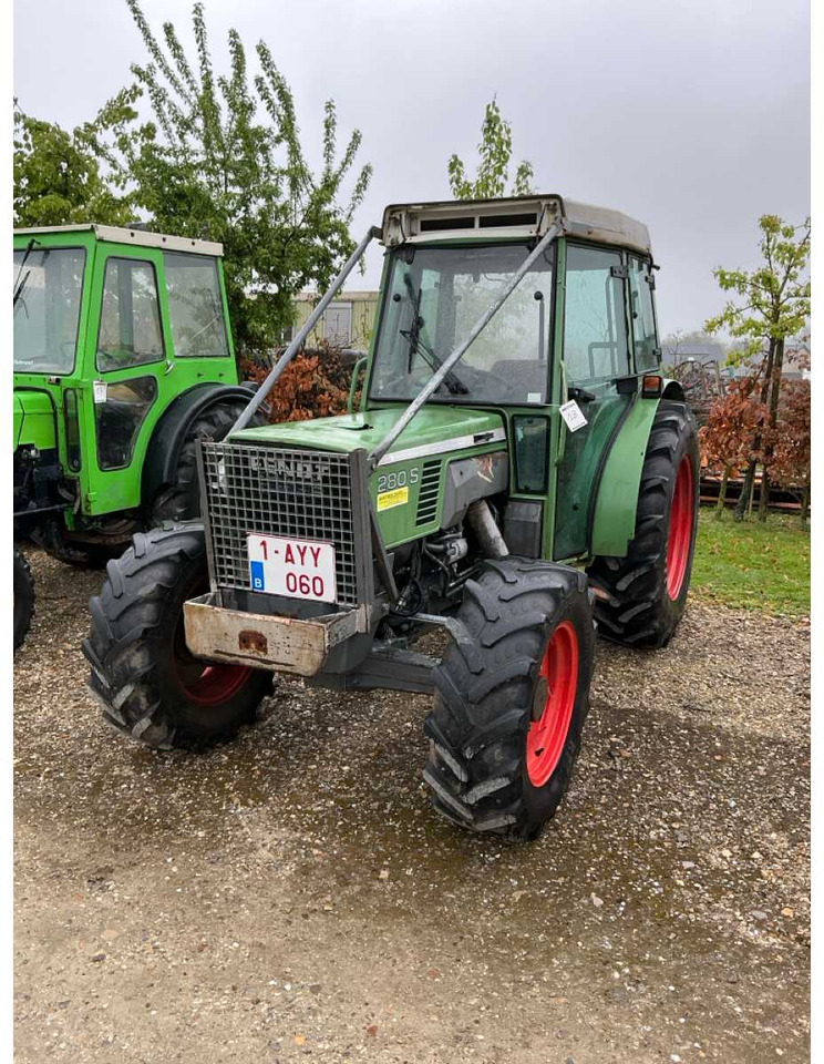 Fendt 297 - Farm tractor: picture 2 Fendt 297 - Farm tractor: picture 2