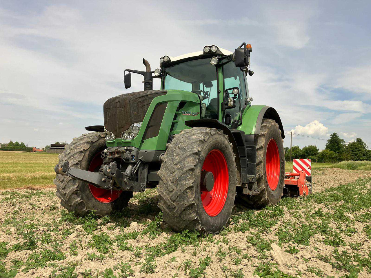 Fendt 824 Vario - Farm tractor: picture 1 Fendt 824 Vario - Farm tractor: picture 1