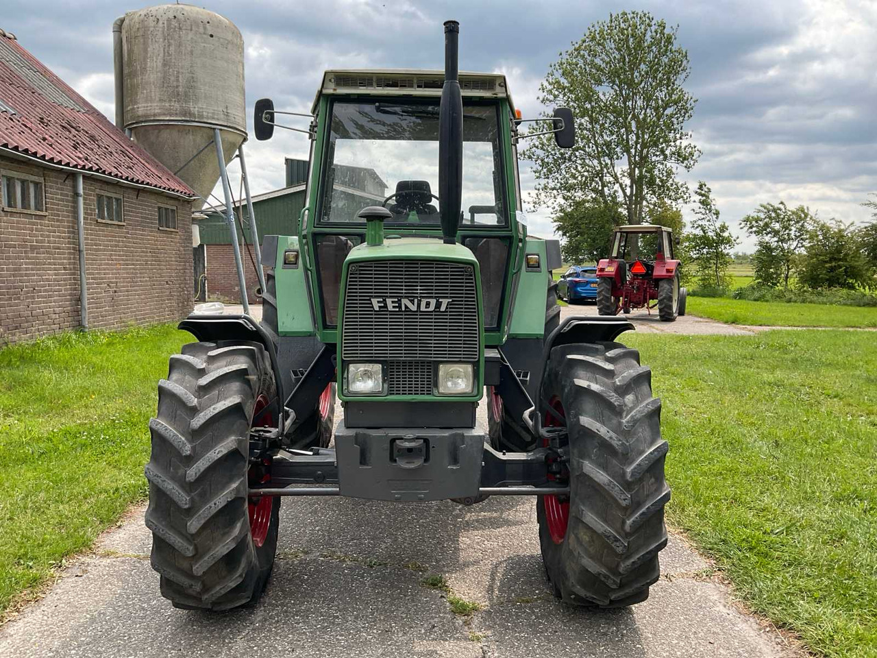 Fendt Farmer 309LS Turbomatik - Farm tractor: picture 5 Fendt Farmer 309LS Turbomatik - Farm tractor: picture 5