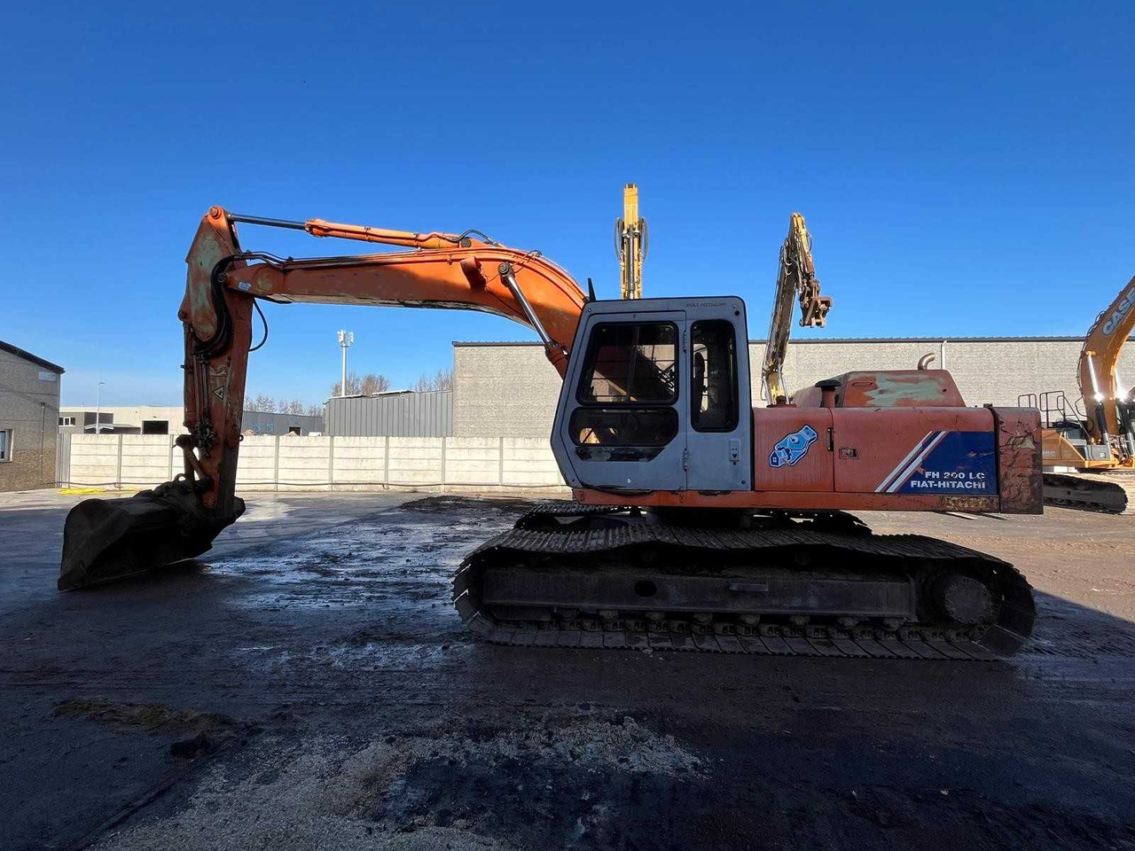 Fiat Hitachi FH 200 LC - Crawler excavator: picture 1 Fiat Hitachi FH 200 LC - Crawler excavator: picture 1