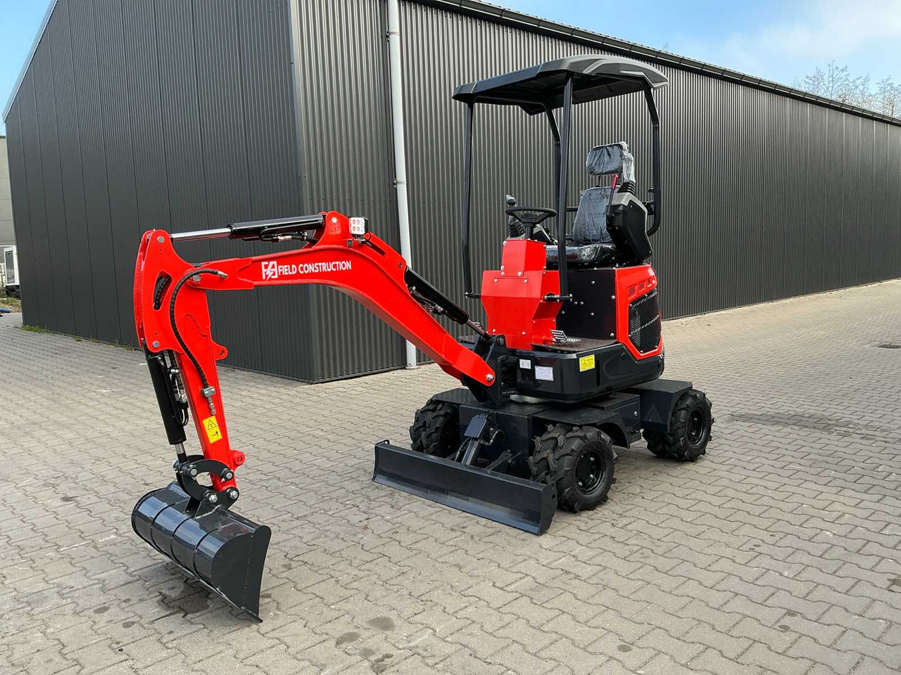 Field Construction HFT-15 - Wheel excavator: picture 1 Field Construction HFT-15 - Wheel excavator: picture 1