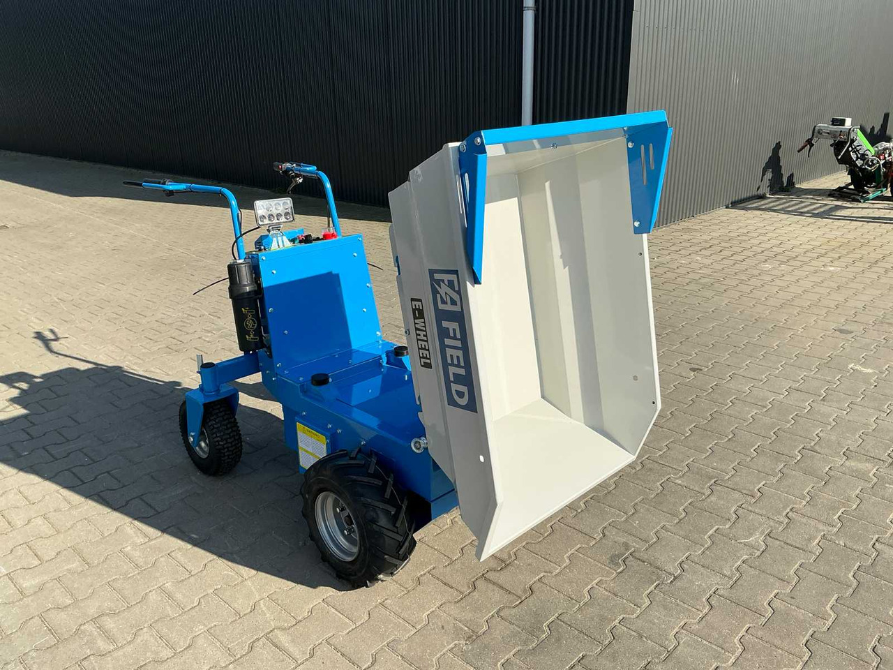 Field D500E - Dumper: picture 5 Field D500E - Dumper: picture 5