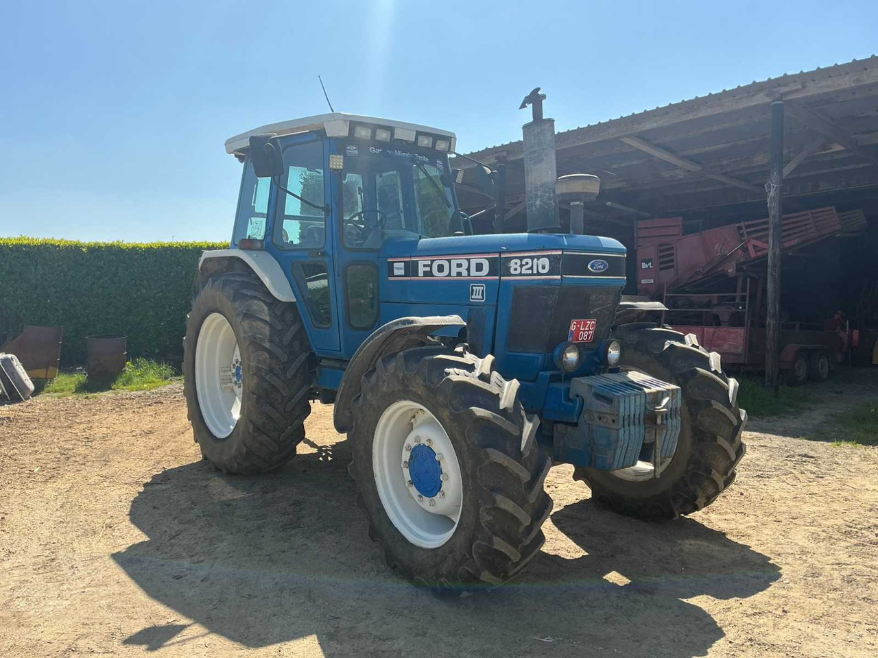 Ford 8210 Gen 3 - Farm tractor: picture 3 Ford 8210 Gen 3 - Farm tractor: picture 3