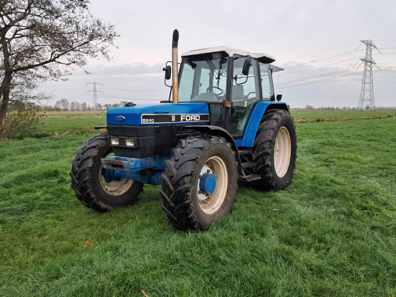 Ford - Farm tractor: picture 1 Ford - Farm tractor: picture 1