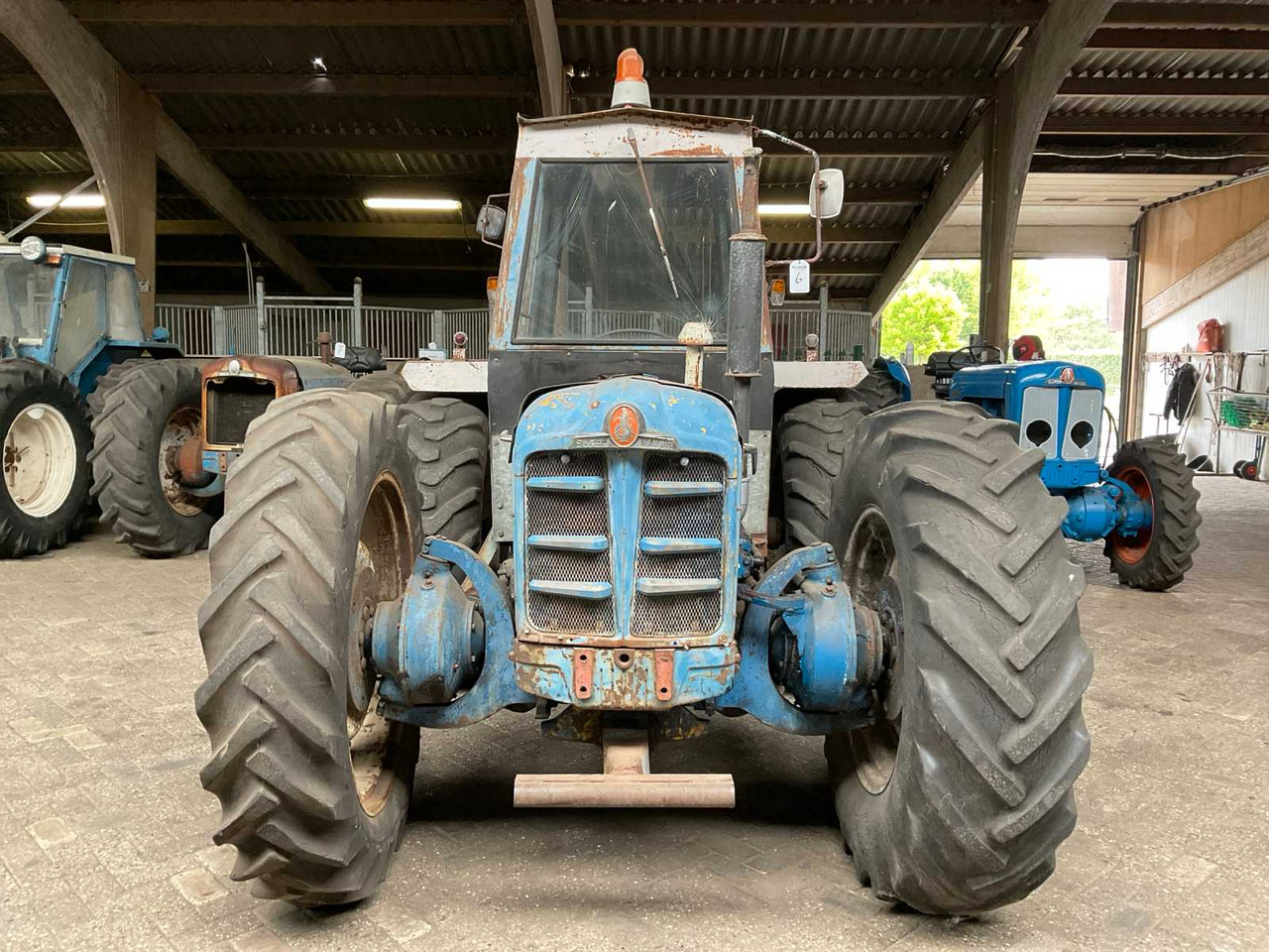 Fordson Major County Super 4 - Farm tractor: picture 5 Fordson Major County Super 4 - Farm tractor: picture 5