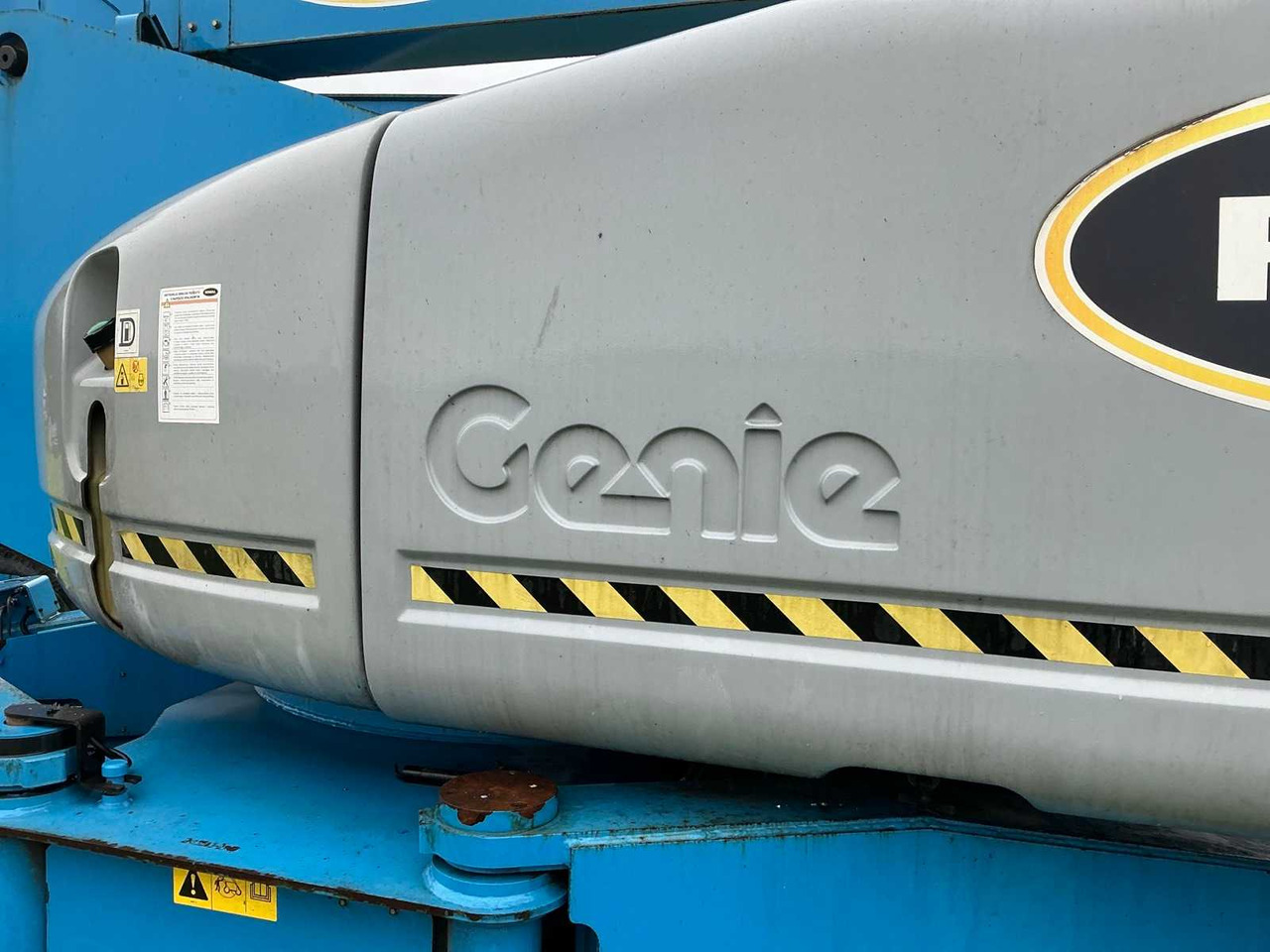 GENIE Z135G - Aerial platform: picture 5 GENIE Z135G - Aerial platform: picture 5
