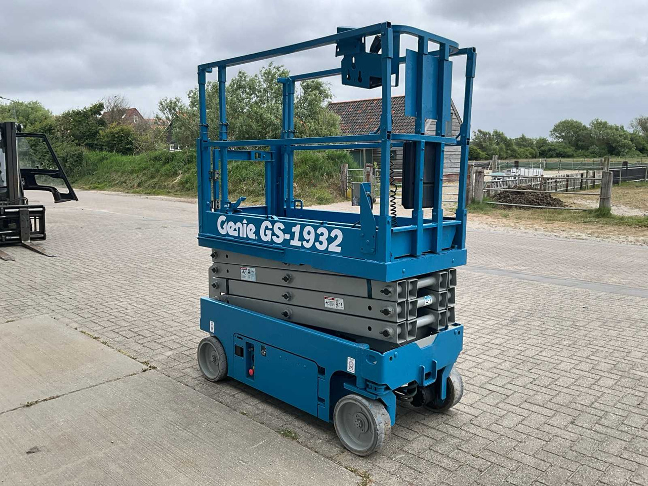 Genie GS-1932 - Aerial platform: picture 2 Genie GS-1932 - Aerial platform: picture 2