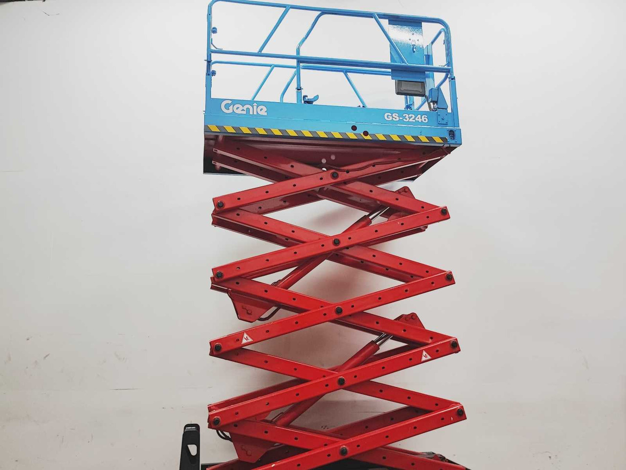 Genie GS-3246 - Aerial platform: picture 5 Genie GS-3246 - Aerial platform: picture 5