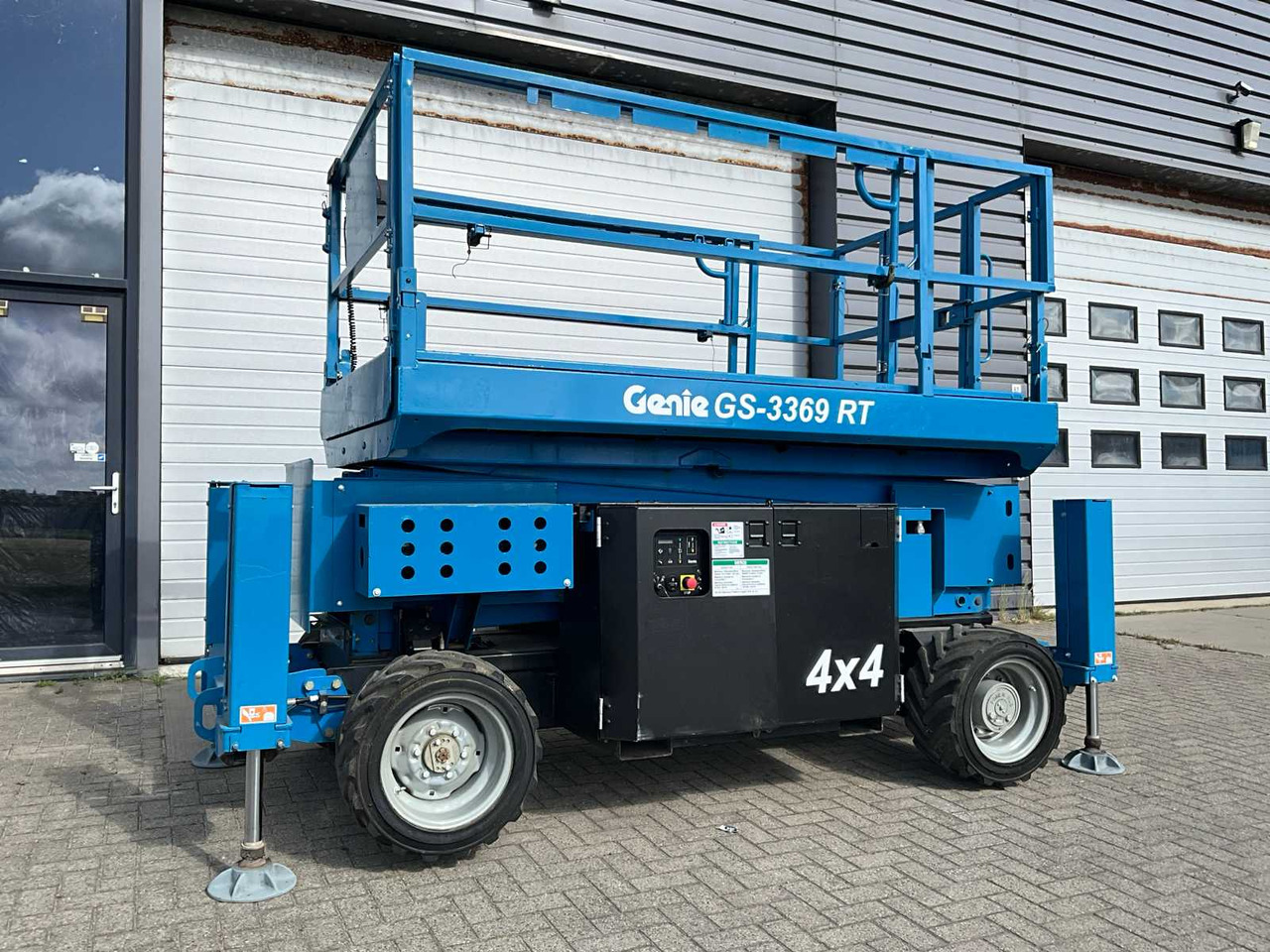 Genie GS-3369 RT - Aerial platform: picture 5 Genie GS-3369 RT - Aerial platform: picture 5