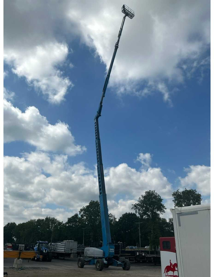 Genie Z-135/70 - Aerial platform: picture 2 Genie Z-135/70 - Aerial platform: picture 2