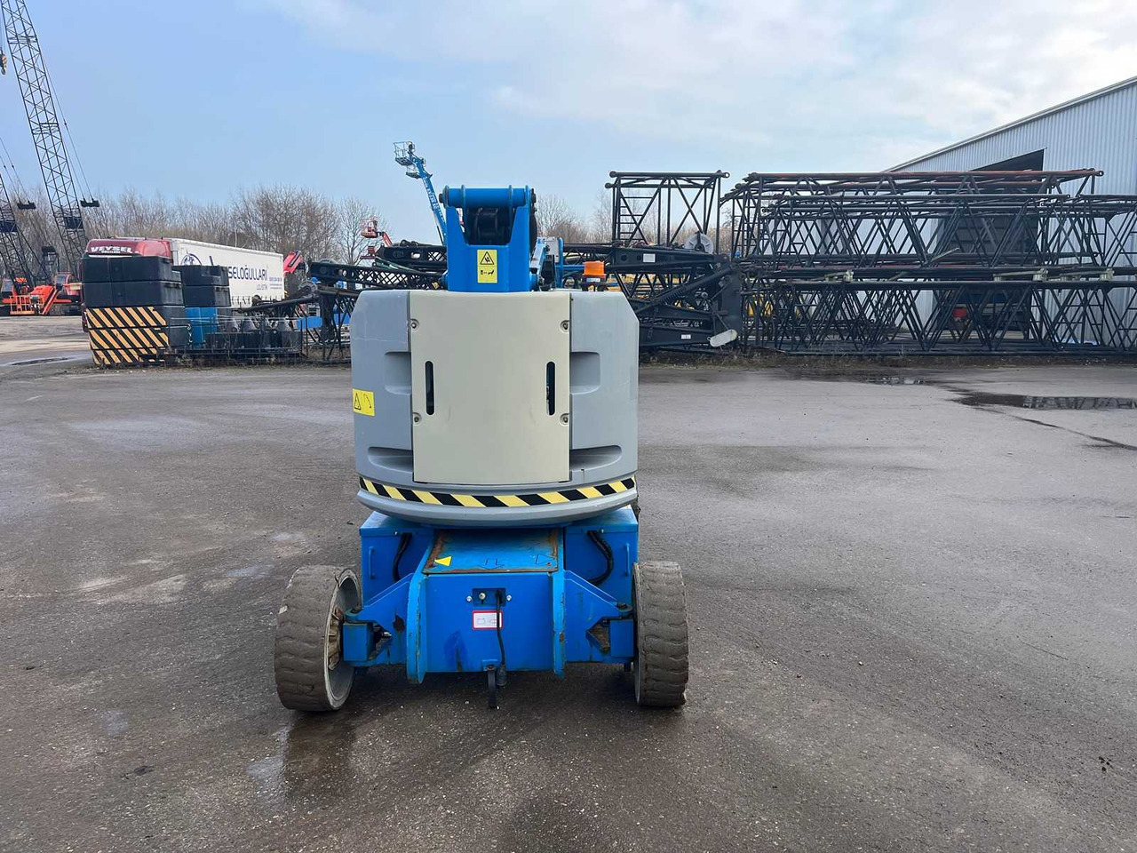 Genie Z34 / 22N - Aerial platform: picture 3 Genie Z34 / 22N - Aerial platform: picture 3