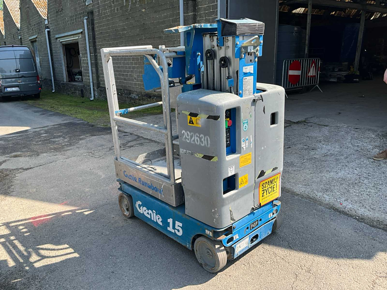 Genie runabout Genie 15 GR-15 - Aerial platform: picture 4 Genie runabout Genie 15 GR-15 - Aerial platform: picture 4