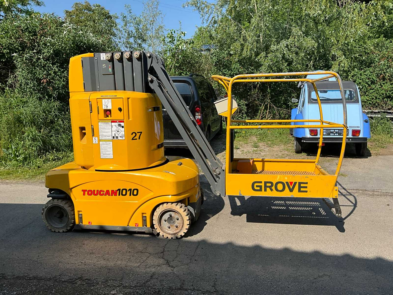 Grove Toucan1010 - Aerial platform: picture 2 Grove Toucan1010 - Aerial platform: picture 2