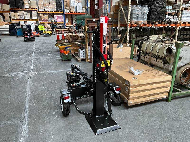 HH Houtklover 22 ton - Log splitter: picture 2 HH Houtklover 22 ton - Log splitter: picture 2