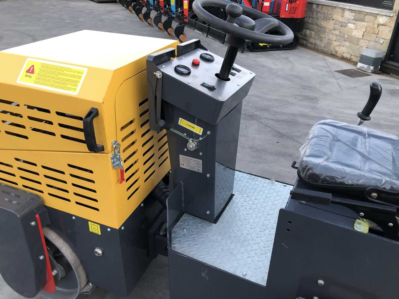 HT1000 Vibratory Roller - Compactor: picture 2 HT1000 Vibratory Roller - Compactor: picture 2