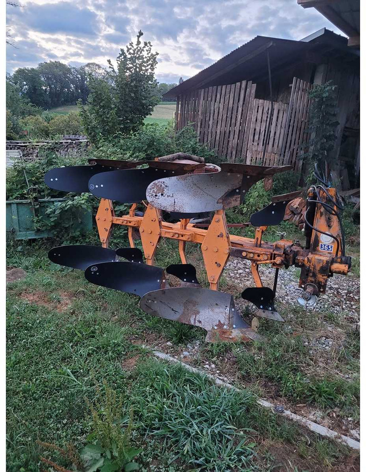 HUARD TR365 - Plow: picture 1 HUARD TR365 - Plow: picture 1