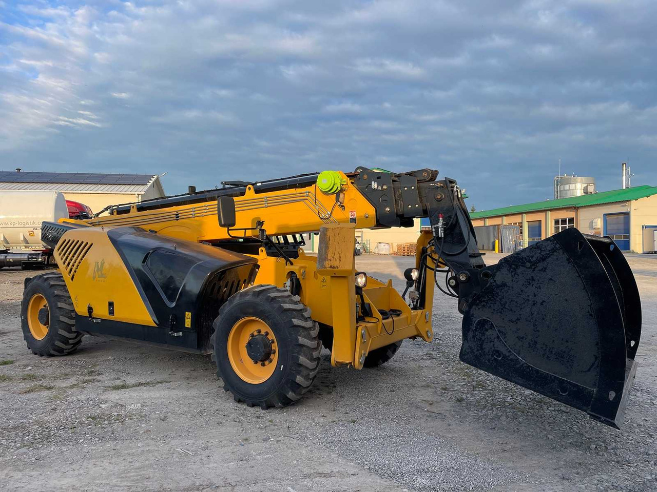Heracles - Backhoe loader: picture 4 Heracles - Backhoe loader: picture 4