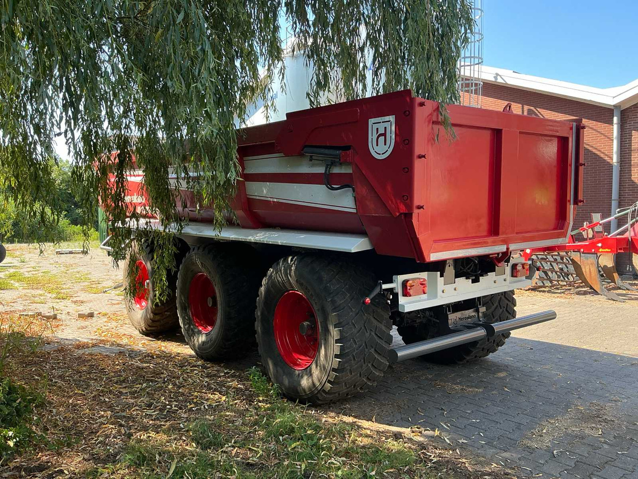 Herculano HMB33 - Farm tipping trailer/ Dumper: picture 4 Herculano HMB33 - Farm tipping trailer/ Dumper: picture 4