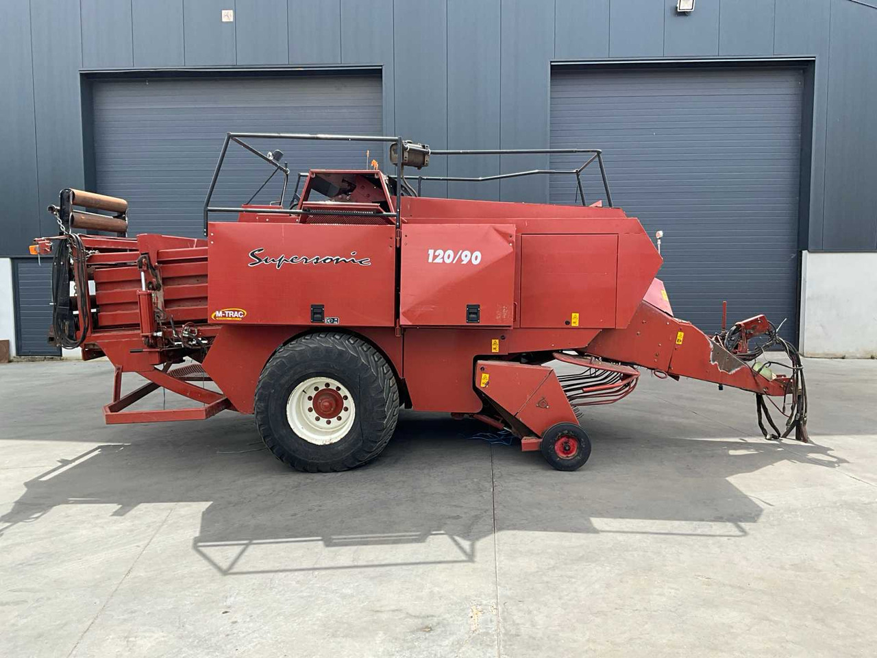 Hesston 120/90 - Square baler: picture 3 Hesston 120/90 - Square baler: picture 3