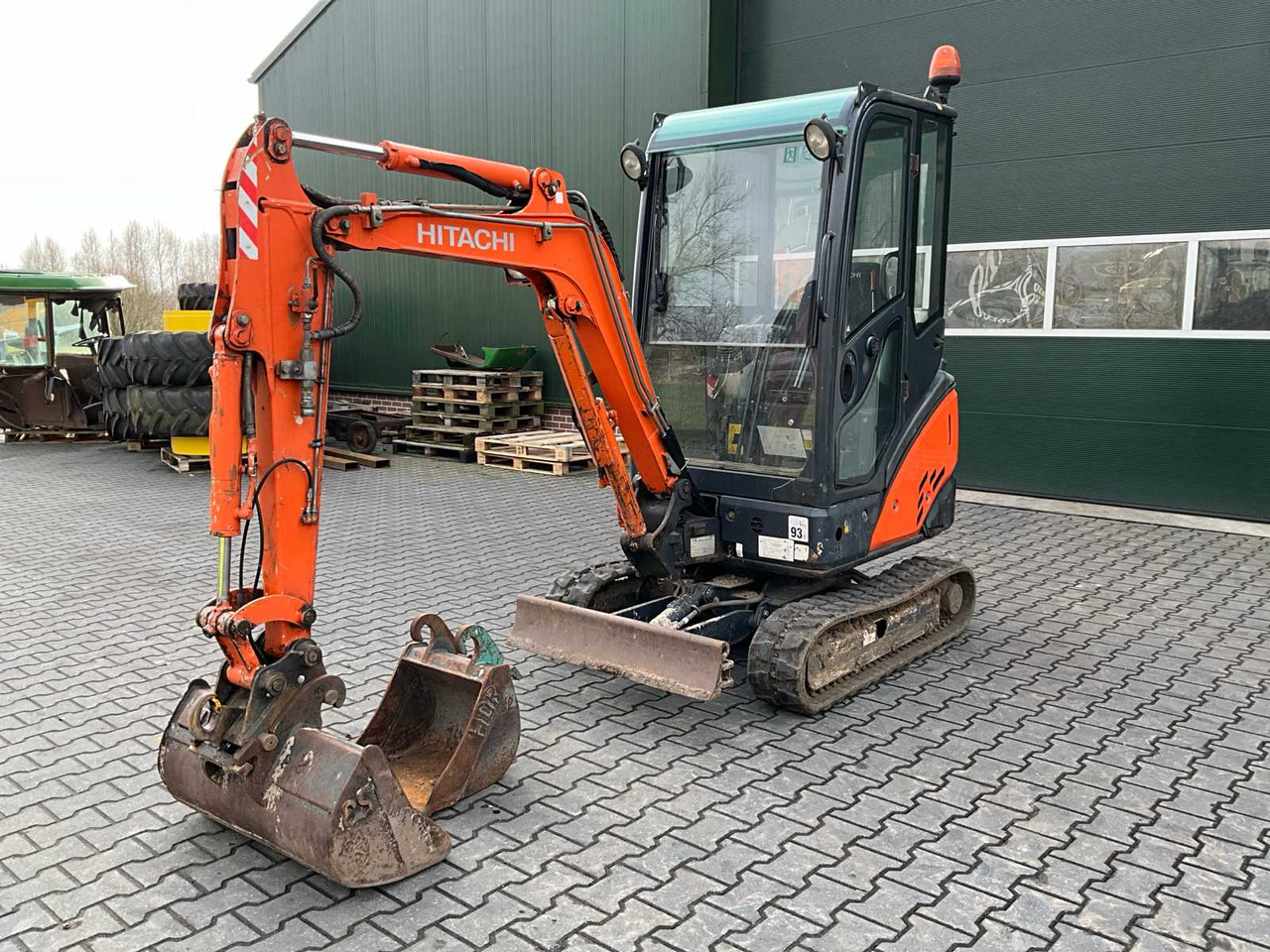Hitachi ZX18-3 CLR - Mini excavator: picture 1 Hitachi ZX18-3 CLR - Mini excavator: picture 1