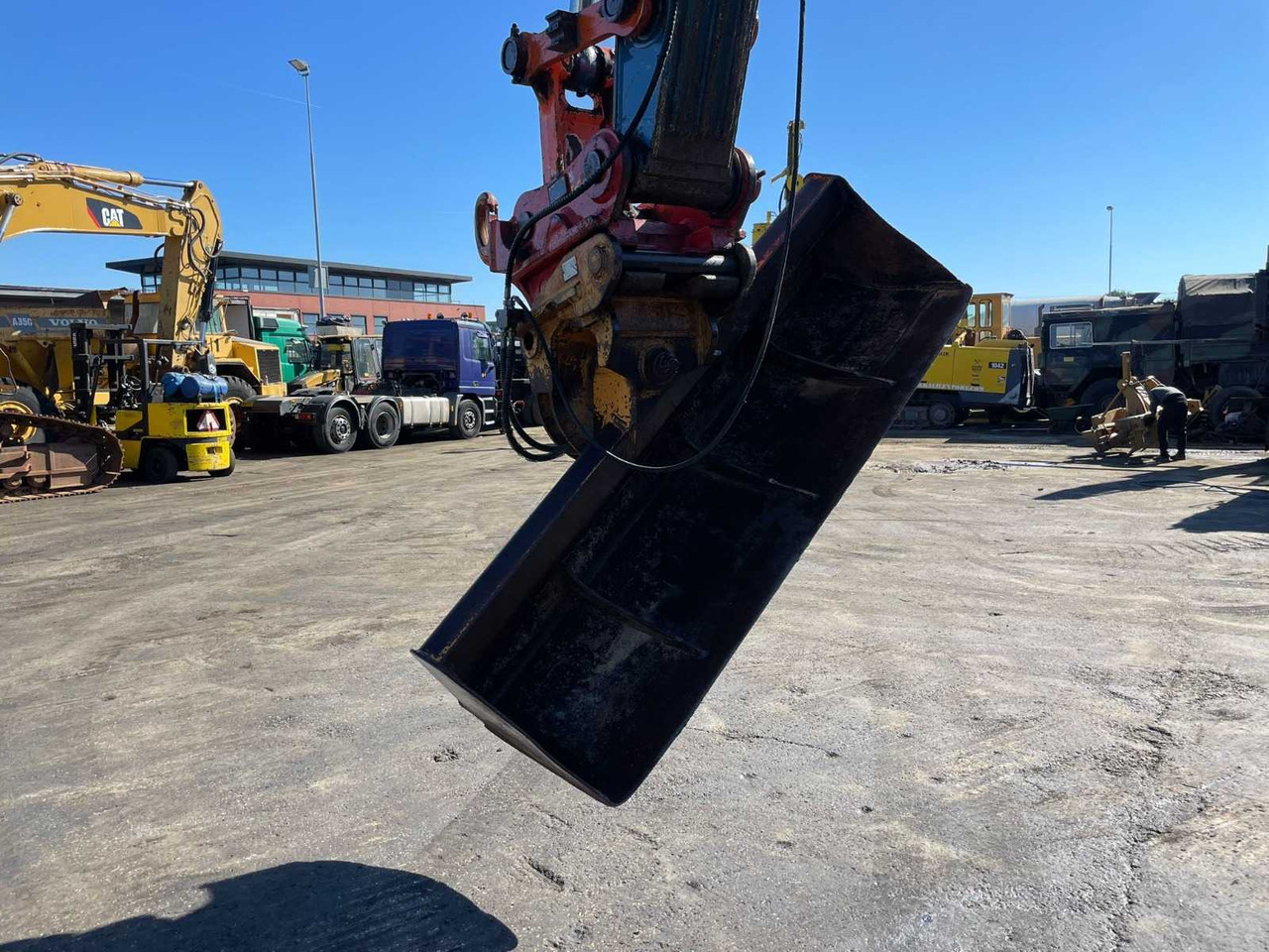 Hitachi ZX250LCN-3 - Crawler excavator: picture 2 Hitachi ZX250LCN-3 - Crawler excavator: picture 2