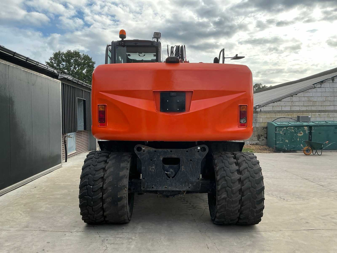 Hitachi Zaxis 140W - Wheel excavator: picture 4 Hitachi Zaxis 140W - Wheel excavator: picture 4