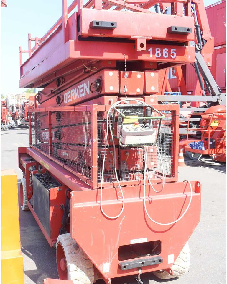 Hollandlift Combistar N-165EL12 - Aerial platform: picture 4 Hollandlift Combistar N-165EL12 - Aerial platform: picture 4