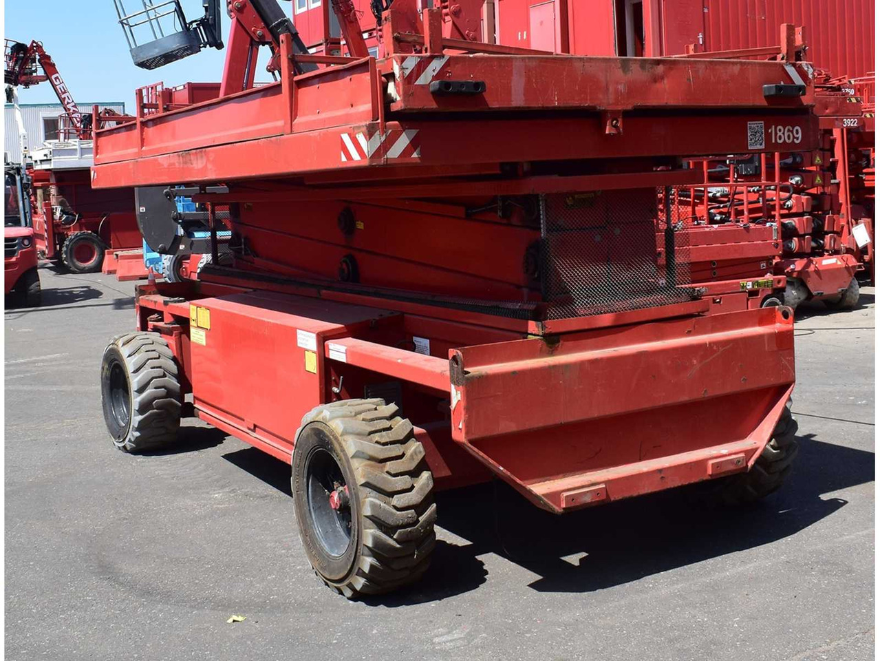 Hollandlift Monostar Q-135EL24 - Aerial platform: picture 4 Hollandlift Monostar Q-135EL24 - Aerial platform: picture 4