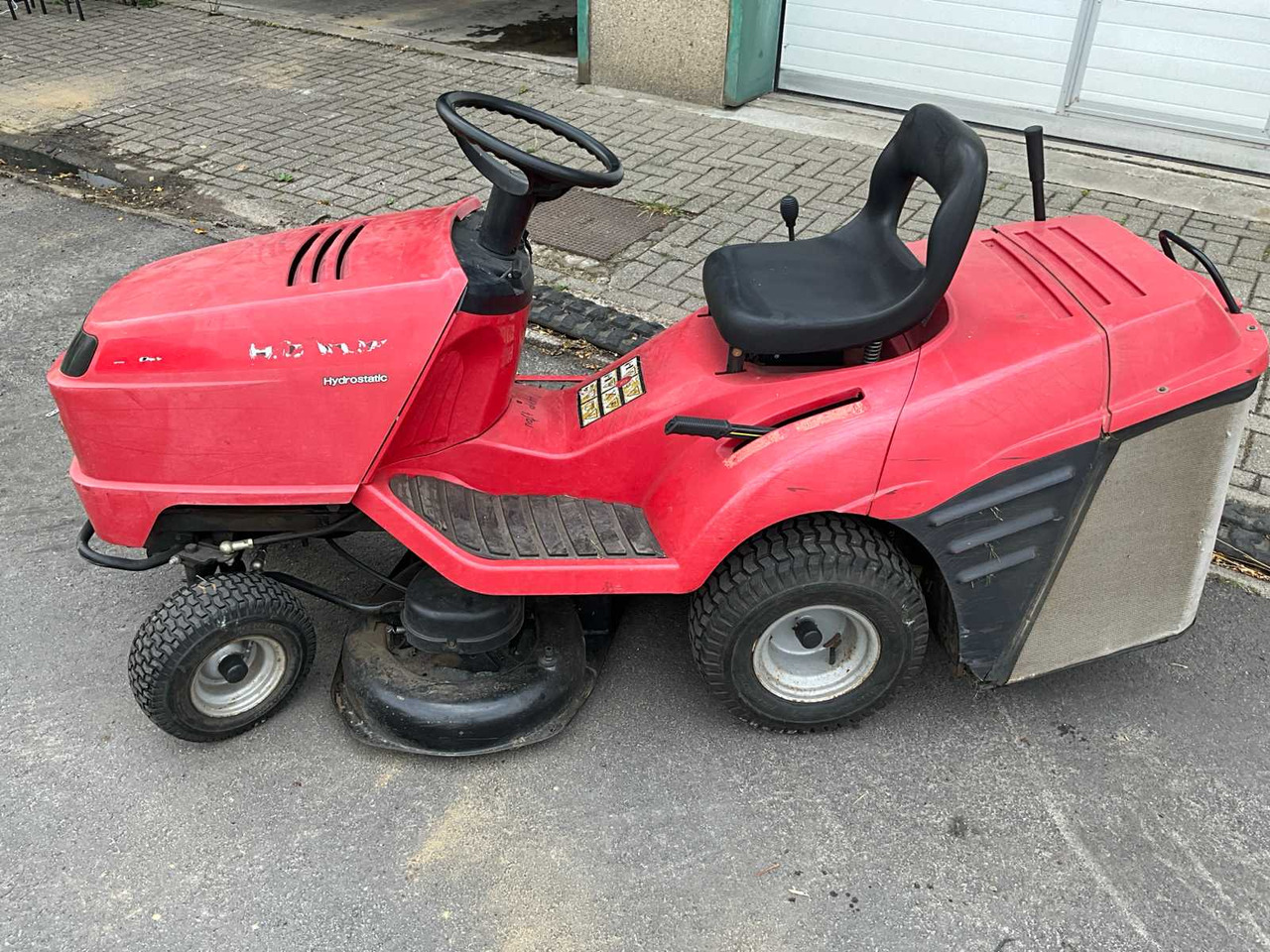 Honda V-Twin 21/4 Hydrostatic - Garden mower: picture 2 Honda V-Twin 21/4 Hydrostatic - Garden mower: picture 2