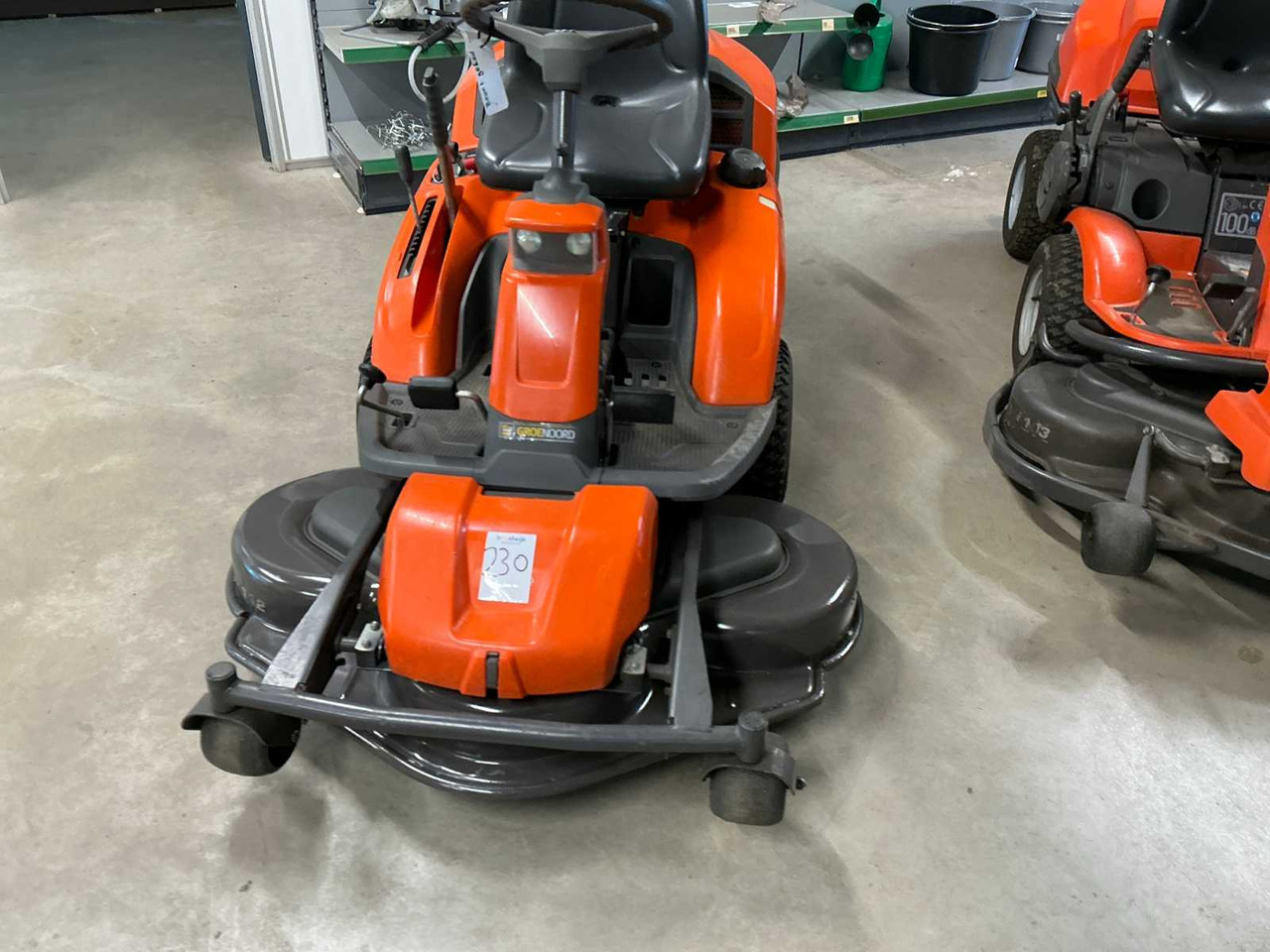 Husqvarna R316T - Garden mower: picture 3 Husqvarna R316T - Garden mower: picture 3