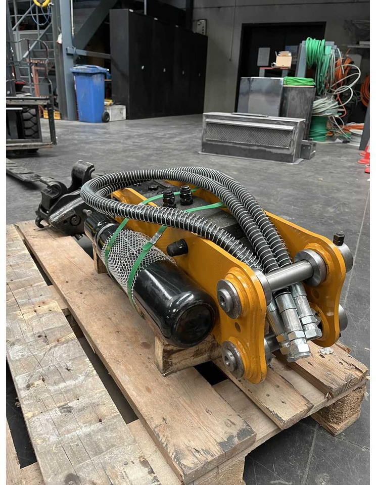 Hydraulic Breaker - Mobile crusher: picture 4 Hydraulic Breaker - Mobile crusher: picture 4