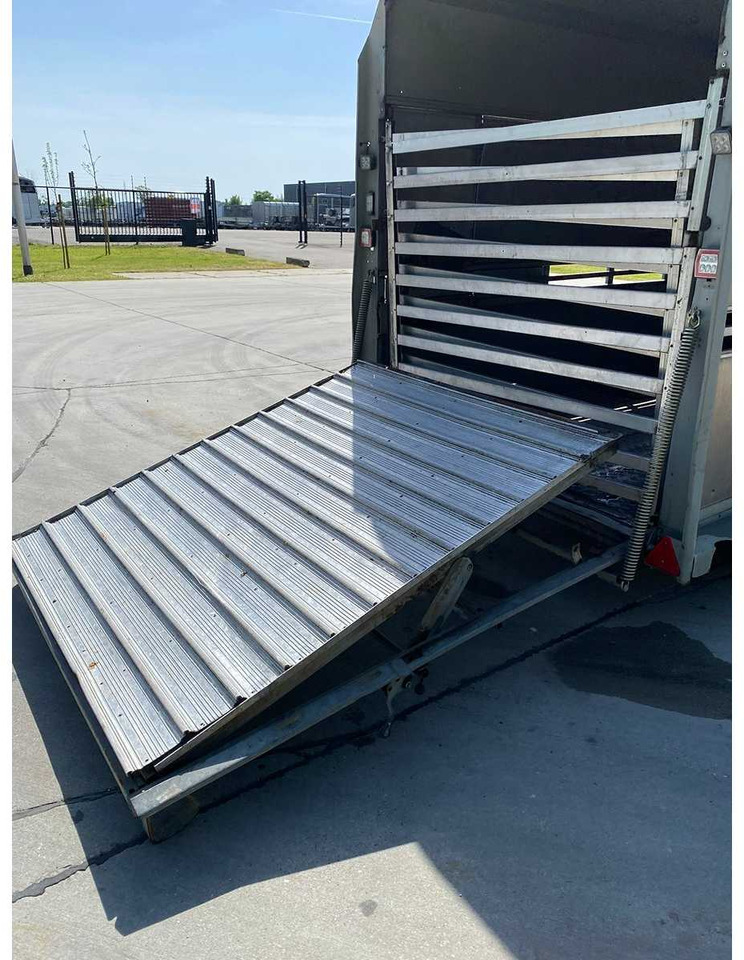Livestock trailer Ifor Williams Trailers TA510G14/3 7' DECKS: picture 21