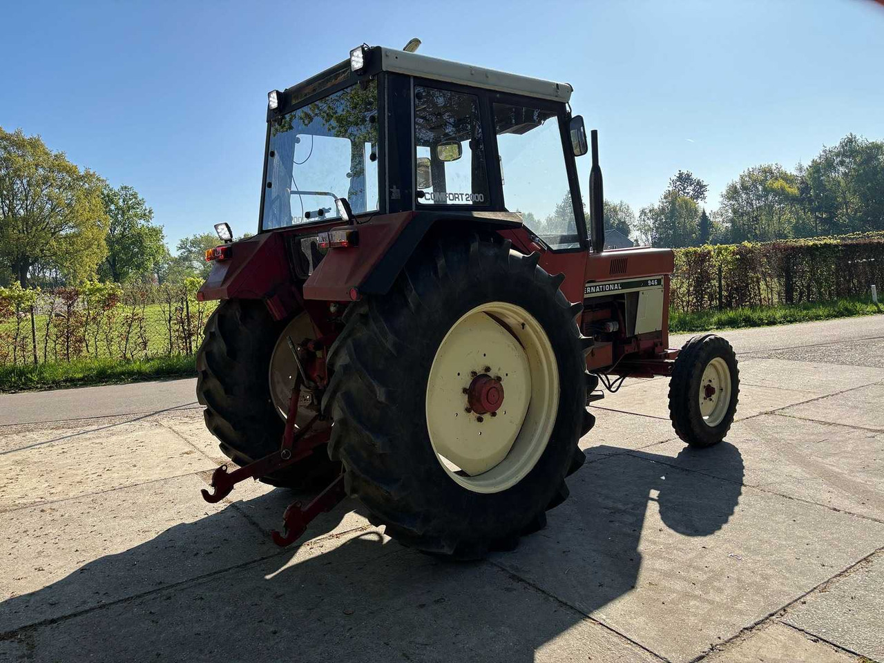 International harvester 946S - Farm tractor: picture 4 International harvester 946S - Farm tractor: picture 4