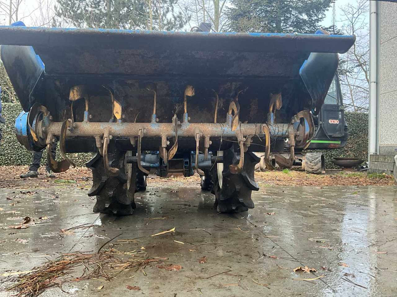 Iseki TM15 - Compact tractor: picture 5 Iseki TM15 - Compact tractor: picture 5