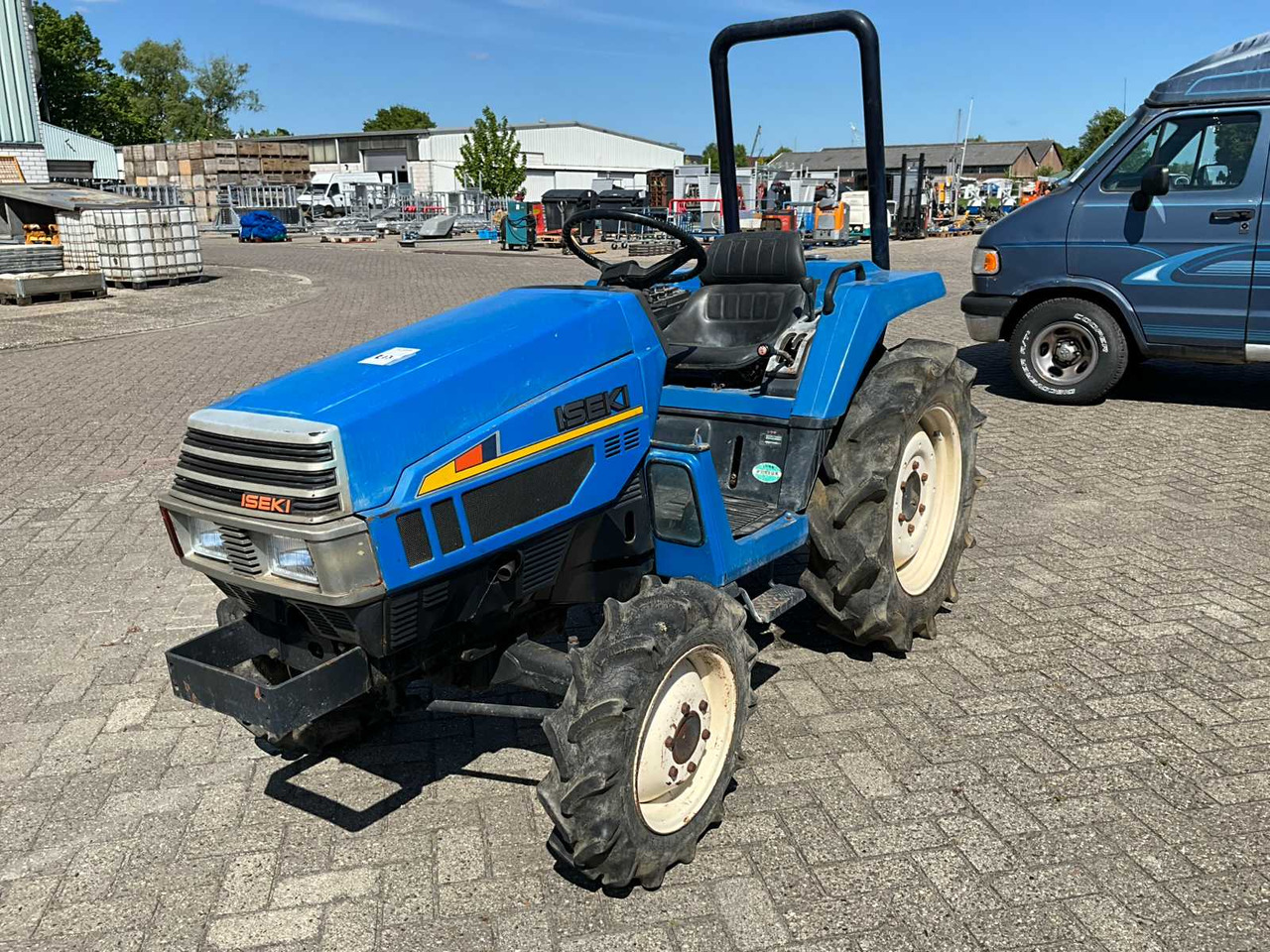 Iseki TU217F - Compact tractor: picture 1 Iseki TU217F - Compact tractor: picture 1