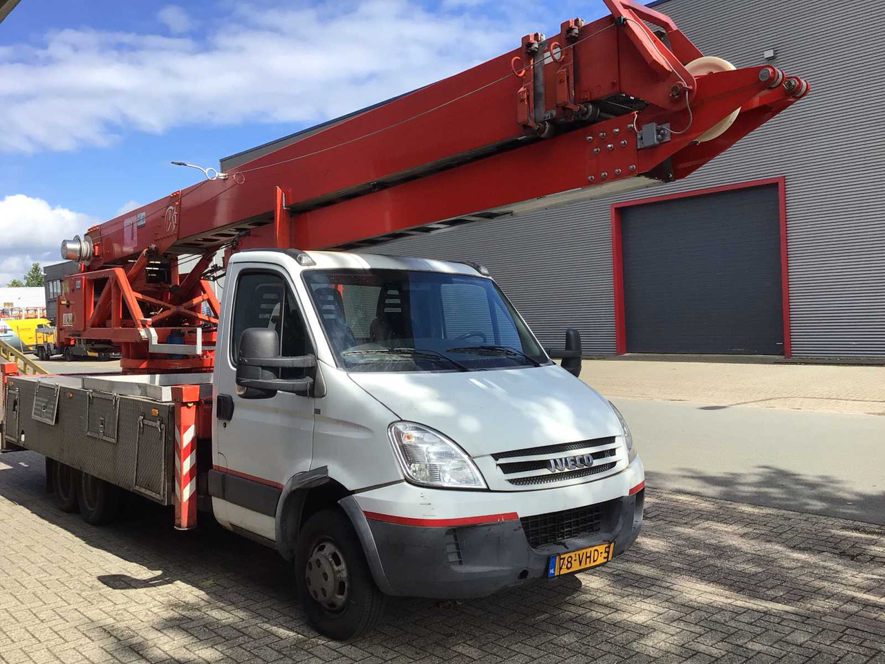 Iveco 40C15 375 - Crane: picture 4 Iveco 40C15 375 - Crane: picture 4