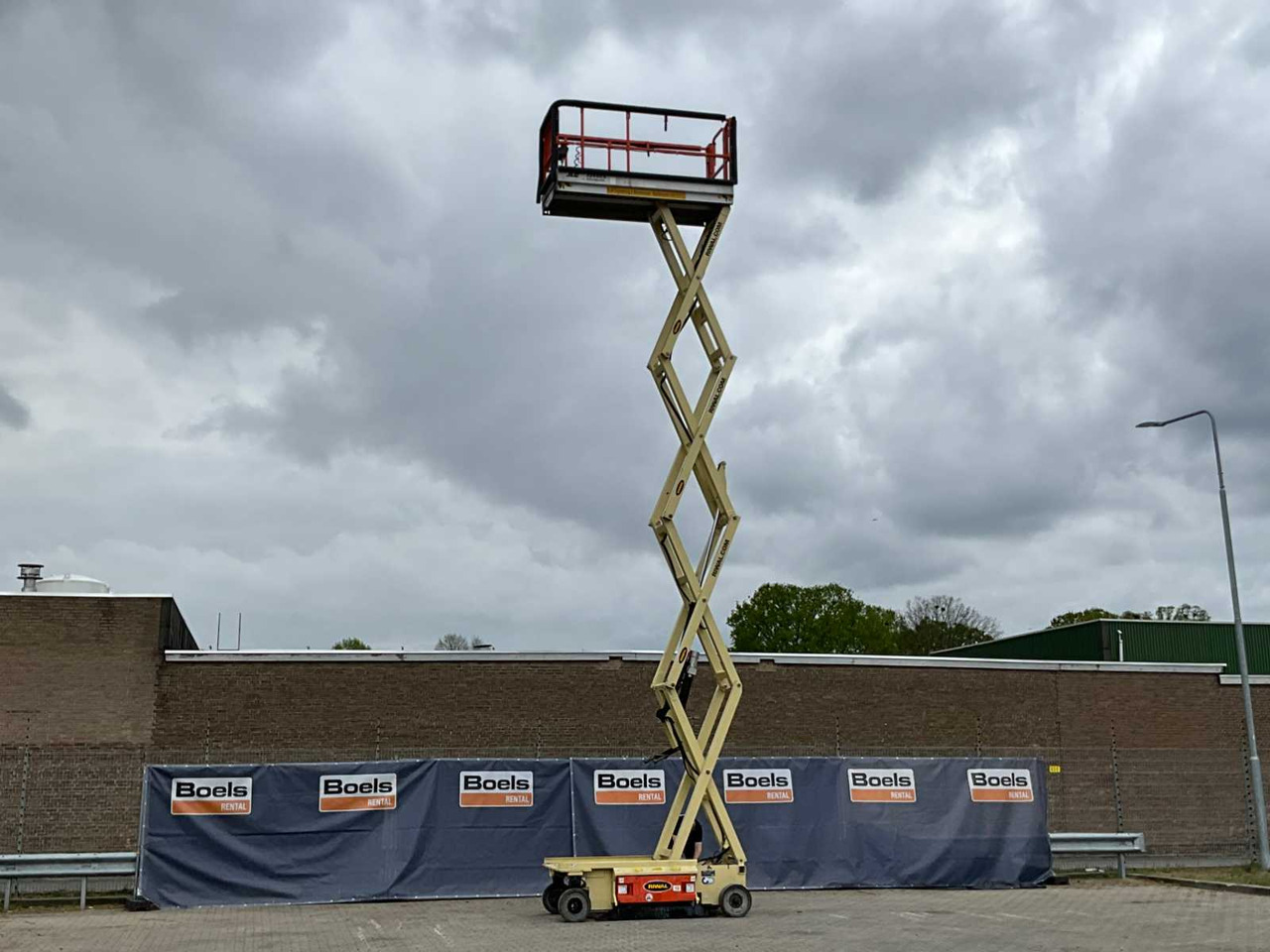 JLG 3246ES - Aerial platform: picture 1 JLG 3246ES - Aerial platform: picture 1