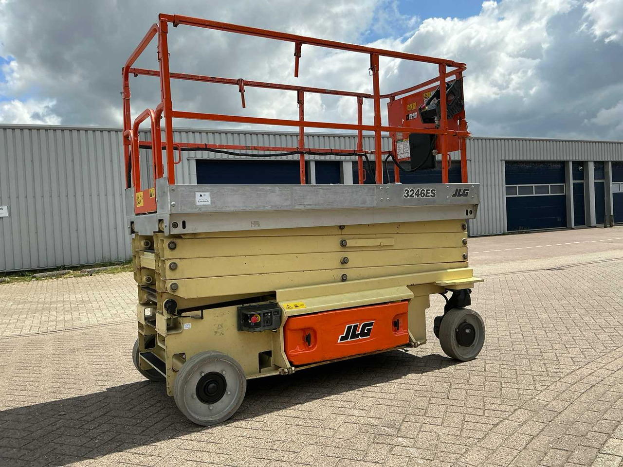 JLG 3246ES - Aerial platform: picture 5 JLG 3246ES - Aerial platform: picture 5