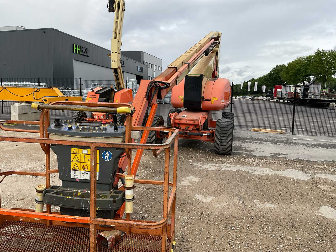 JLG 800AJ - Aerial platform: picture 4 JLG 800AJ - Aerial platform: picture 4