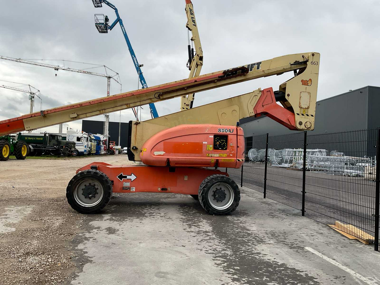 JLG 800AJ - Aerial platform: picture 3 JLG 800AJ - Aerial platform: picture 3